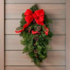 Holiday Cardinal Door Swag