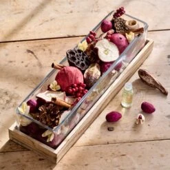 Apple Cider & Cinnamon Potpourri