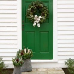 Camden Holiday Basket -Olivia Plants Sales x600 26766